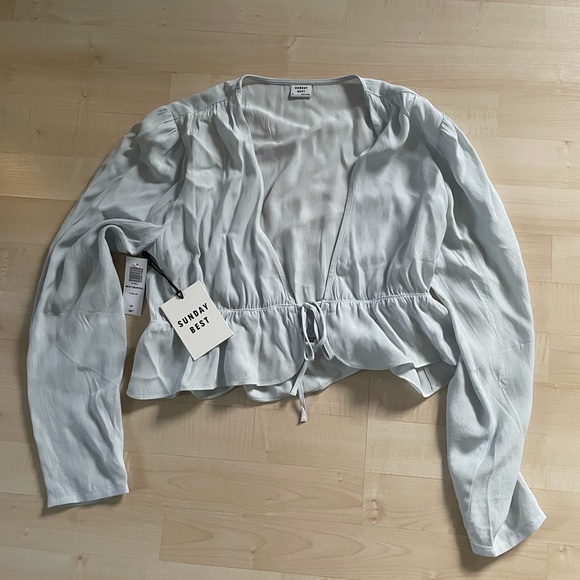 Sunday best Kimberly cropped blouse - Picture 2 of 3